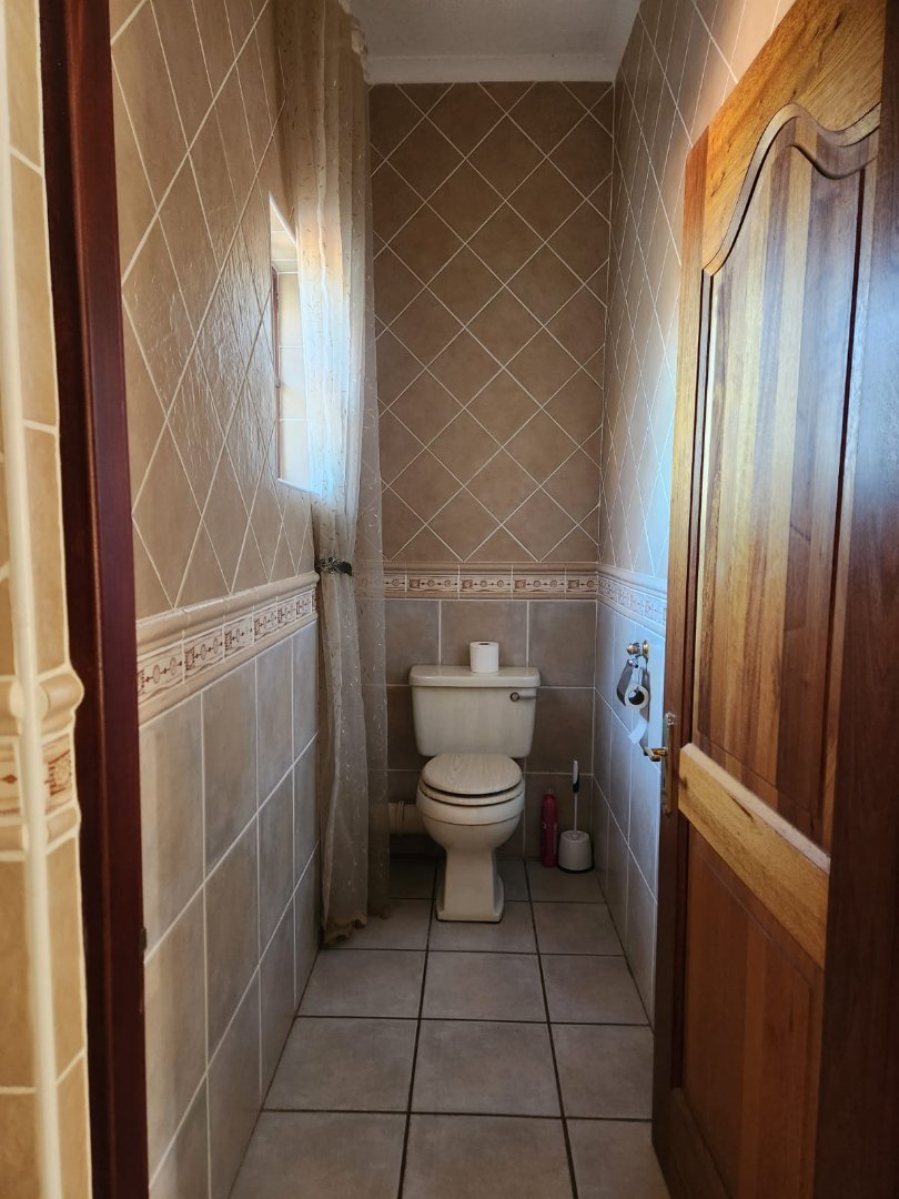 4 Bedroom Property for Sale in Wilkoppies North West